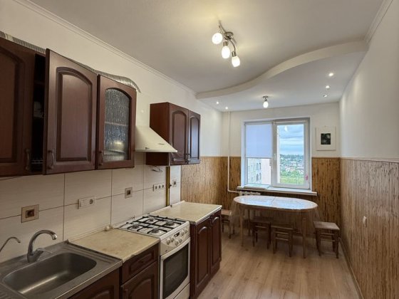 Продаж 3км квартири на вул Шевченка в Рясне 1 біля Ваму Львов