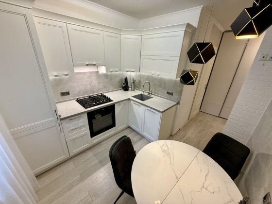 Двухкомнатная квартира с качественным ремонтом на Намыве. Николаев