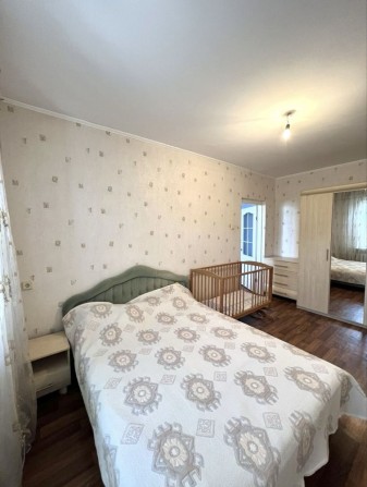 Продается 2 ком кв в Коммунарском р-не по ул Новокузнецкая - фото 1