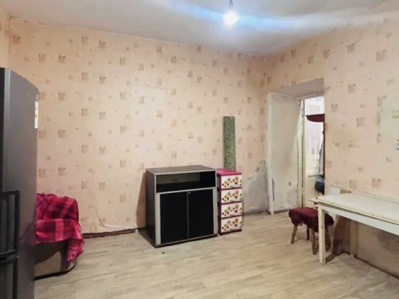 Продам 2 ком. квартиру ( можно под офис) Центр Одесса