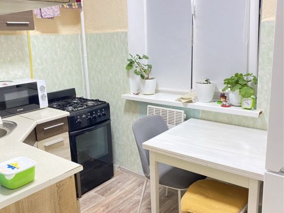 1к між Попова та Жадова, 2/10, АЕО, меблі і техніка, 35 школа Кропивницький