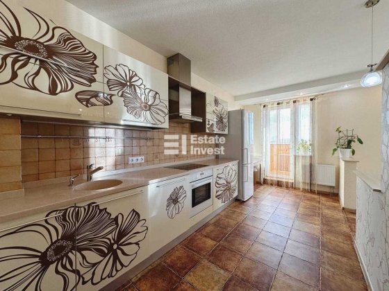 Продам 2 кімн. квартиру на пр. Тракторобудівників, 94В, ЖК Янтарний Харків