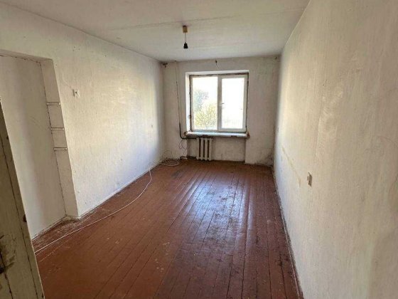 Продається кімната в гуртожитку вул. Целевича