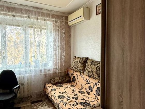 Продам кімнату в сімейному гуртожитку Бровары