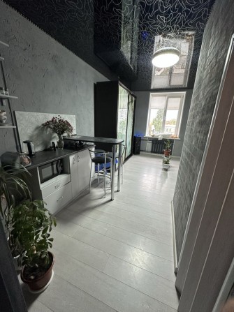 Продаж кімнати Крюків - фото 1