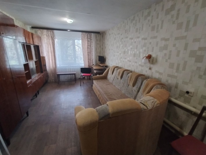 Продаж великої кімната зі своїм с/в, та ванною . - фото 1