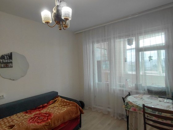 Продаж кімнати з лоджиєю Чернігів