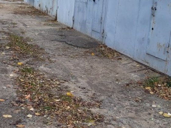 Продам гаражний бокс в  кооператив Виноградар Київ
