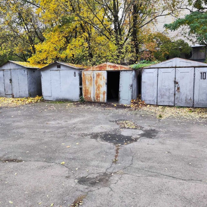 Продам гараж пров. Чугуївський, 19а, метро Берестейська - фото 1