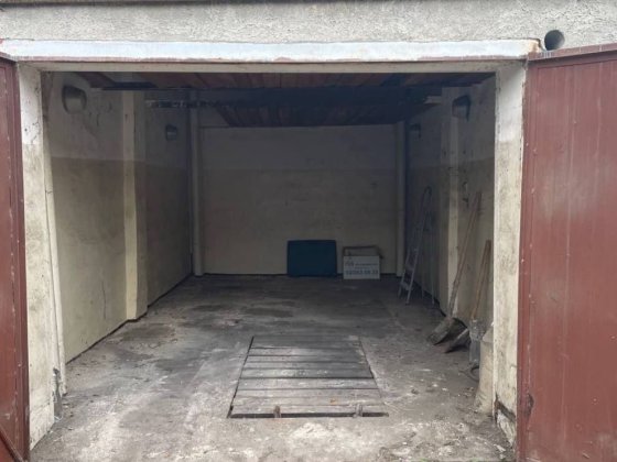 Продаж гаража 22.1 м.кв ГБЕК «Озерний- 2» , Оболонь Киев