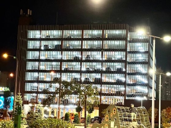 Паркомісце ЖК Севен Seven. Власник Київ