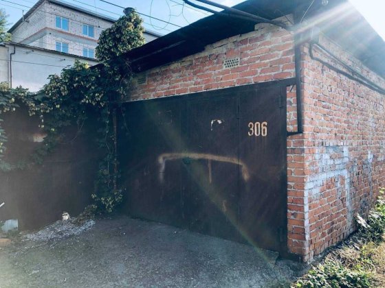 Продам Гаражний Бокс.     " ГК Верстат 7 "   Нивки Святошино. Київ