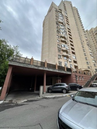 Машиномісце у підземному паркінгу - фото 1