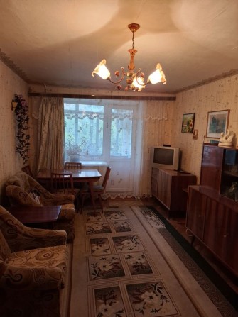 Продається 3-кімнатна квартира в районі Дендропарку! - фото 1