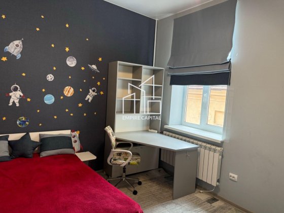 Продається простора 3-кімнатна квартира у центрі Львова, вул. Гоголя Львов