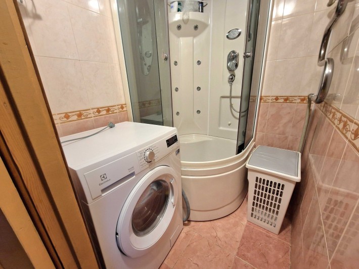 проспект Миру простора квартира, кондиціонер, газова колонка- автомат - фото 1