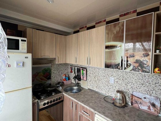 Продается 3 ком квартира ул. Чаривная Запорожье