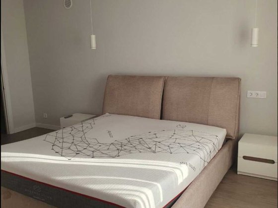 Продам 2к квартиру в центрі меблі та техніка Харків