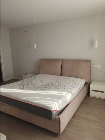 Продам 2к квартиру в центрі меблі та техніка - фото 1