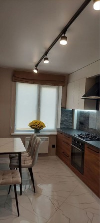 Продається трикімнатна квартира Полтавська - фото 1