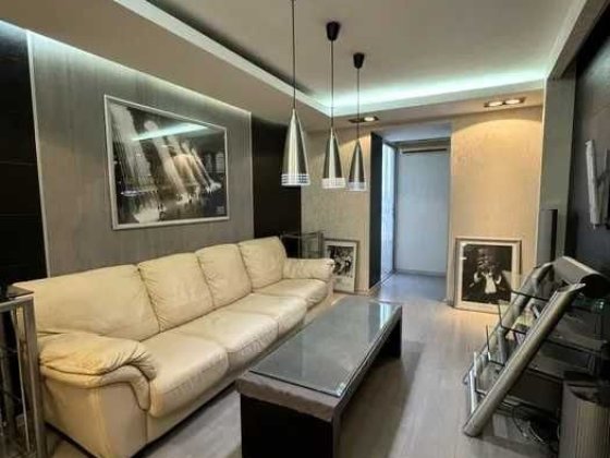 Простора 2 кімнатна квартира 68 м2 з новим ремонтом,  Черемушки Одесса