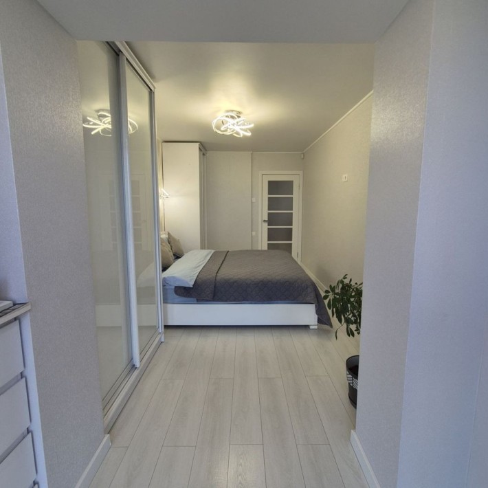 Продам трикімнатну квартиру на Типографії - фото 1