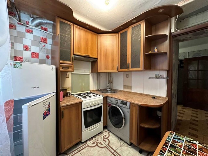 Однокімнатна на Карпенко. Чудовий житловий стан! Суперрайон! - фото 1