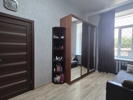 Продам 2к.кв. 44м.кв.метро Вокзальна/Центр ринок вул.Залізнична 1а Харків