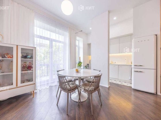 3к.75м2 Центр (Госпром, ул. Юры Зойфера 7, м. Научная) 128890 Харьков