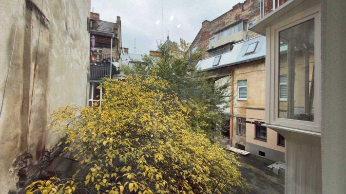 Продаж 2-кім квартири по вул. Б. Хмельницького. - фото 1