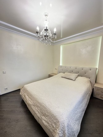 Продам трикімнатну квартиру біля Велмарту - фото 1