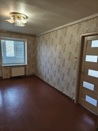 Продам 2к.квартиру,2/5,з АГВ - фото 1