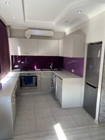 Продам 3к квартиру пос.Жуковского, евроремонт - фото 1