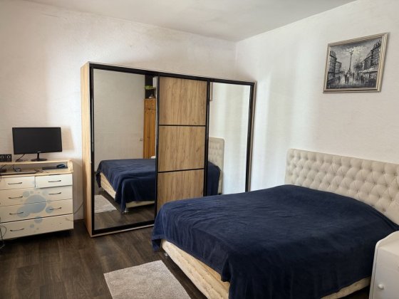 Простора трикімнаина квартира Сухий фонтан Николаев