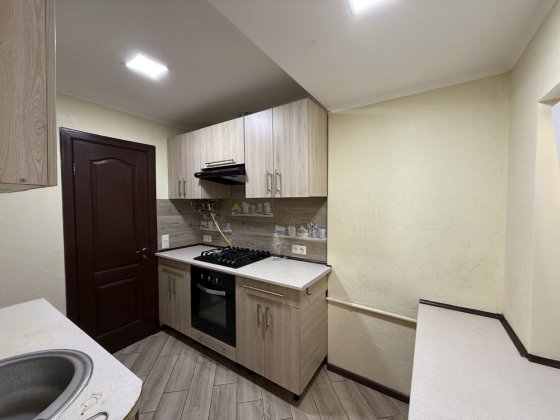 Трехкомнатный жилкоп в районе ТЦ ЮжныйБуг. Миколаїв