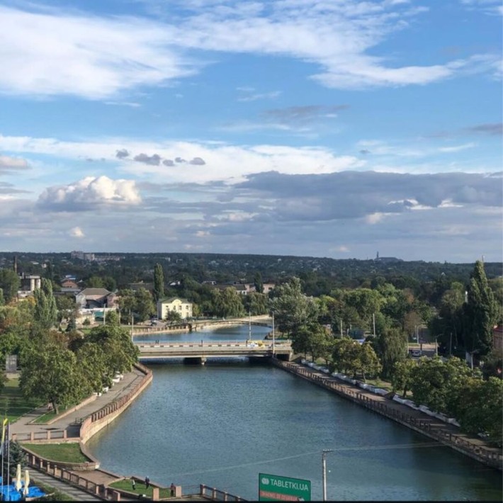 Продам 3-х кімнатну квартиру в центрі міста. - фото 1