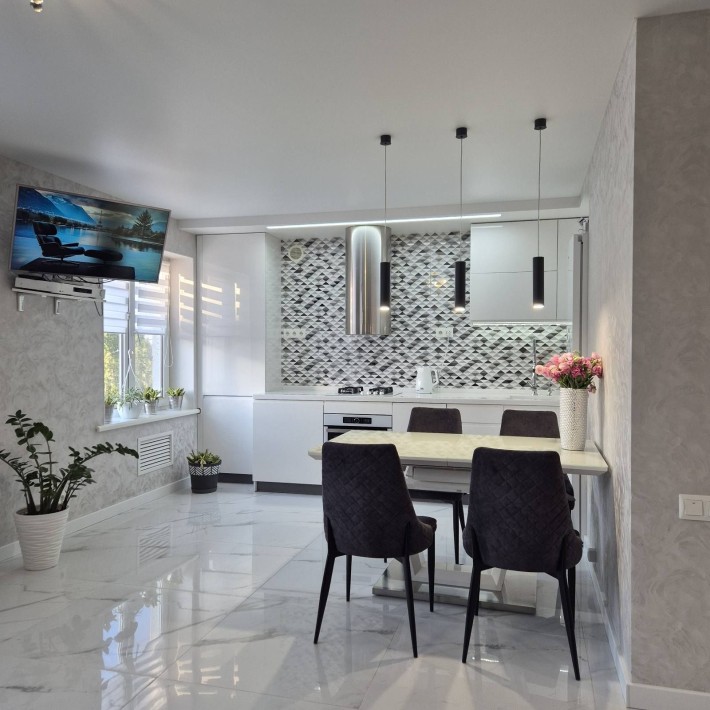 Продаж квартирт з дизайнерський ремонтом р-н Типографія - фото 1