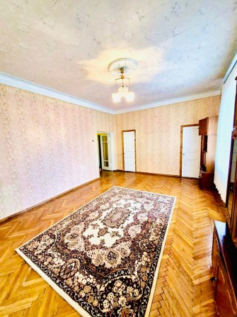 Продам елітну трикімнатну квартиру в центрі міста - 100 м². - фото 1