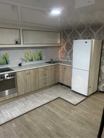 Чудова 3-кімнатна квартира на вул, Висоцького - фото 1