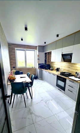 Продам 2-х кімнатну квартиру,  Еліт-клас - ЖК "Ковалівський" !!! - фото 1