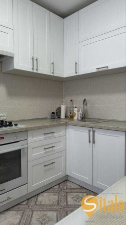 Продаж 2к.кв. по вул. Чарівна біля парку Бочарова  (035) - фото 1