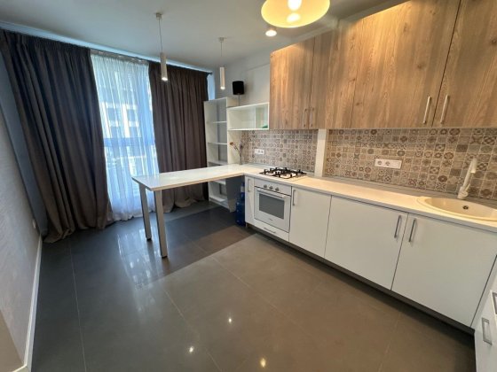 Продаж затишної квартири з ремонтом у ЖК Америка Львов