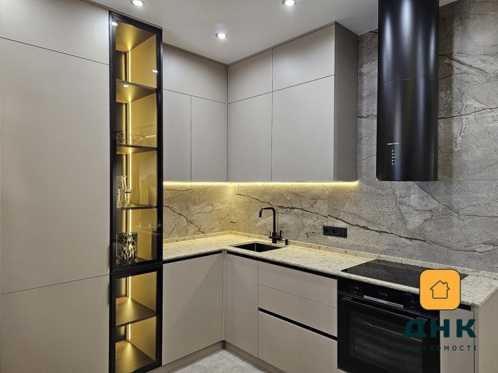 ⁉️ Аркадия. Трехкомнатная квартира. Новый ремонт. Каманина - фото 1