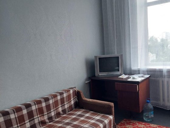 Продается комната в  общежитие. Севастопольская. Недорого. Київ
