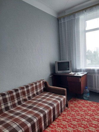 Продается комната в  общежитие. Севастопольская. Недорого. - фото 1