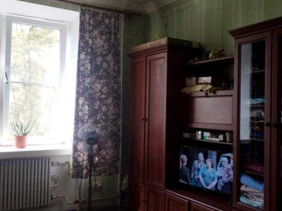 Продам простору кімнату в «сталінці» у центрі ХТЗ Харків