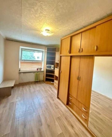 В продаже просторная комната на 2 ст. Б.Фонтана - фото 1