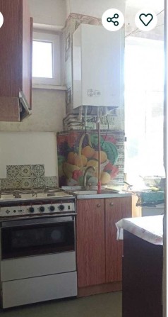 Недорого 2-х комнатная в жилом состоянии на ул.Мельницкой - фото 1