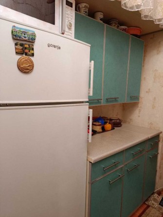 Продам гостинку Комунальний ринок - фото 1