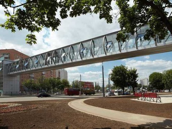 Продам 3 к. квартиру в районі Скляного мосту, пр. Аерокосмічний Харьков